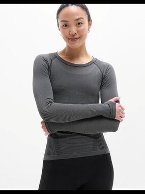 Athleta Women's Momentum Seamless Top, Size Small, Black Mini Stripe